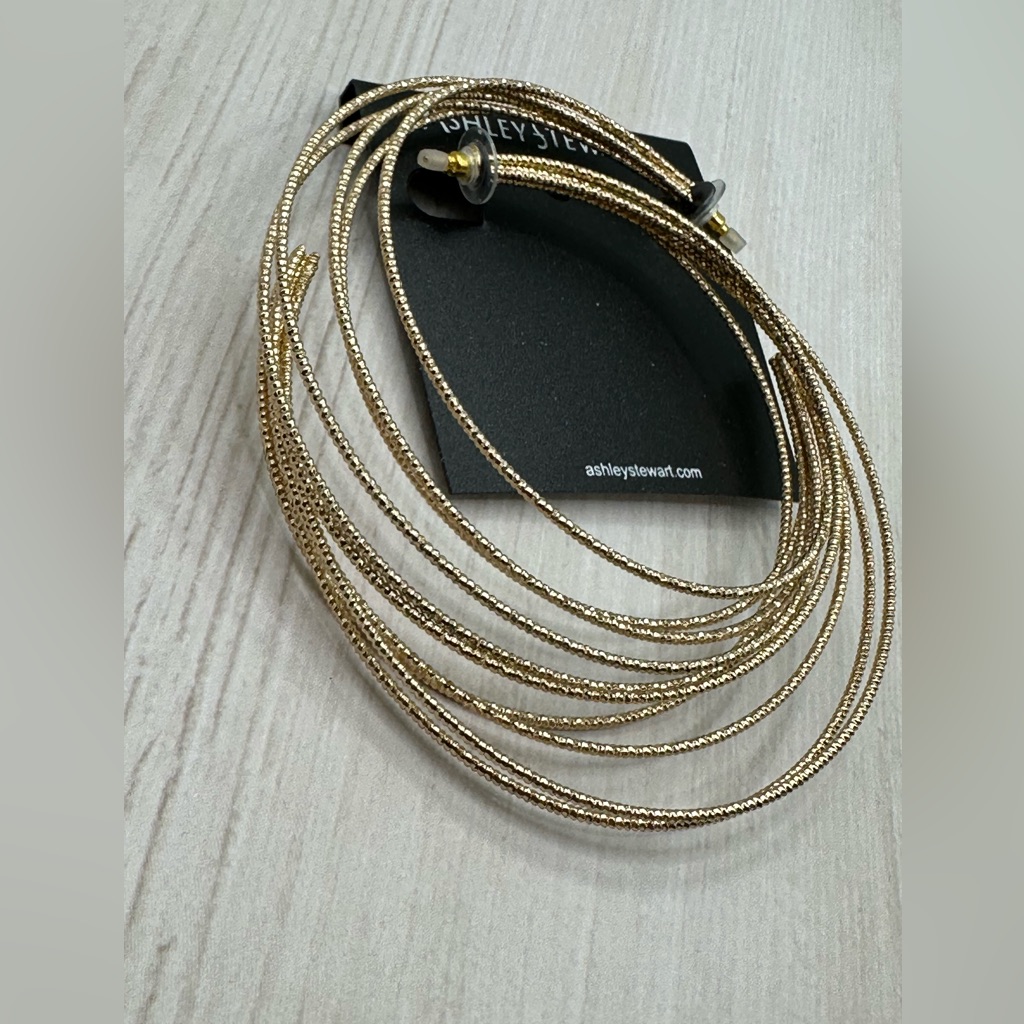 Nwt Ashley Stewart Very Large Goldtone Earrings